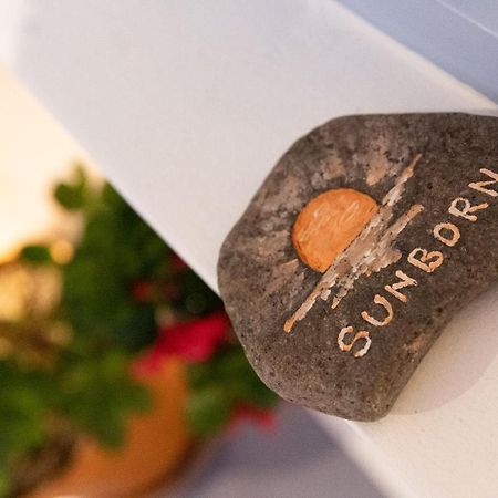 Sunborn Oia Suites Экстерьер фото